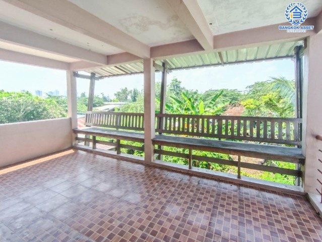 *****ทาวน์โฮมมือสองย่านนนทบุรี ม.ลูกกอล์ฟ พรีเมี่ยม ติวานนท์-ปากเกร็ด #หลังมุม เนื้อที่กว้างขวางสุดๆ ถึง 46 ตร.ว. ฟังก์ชัน 3 ห้องนอน 3 ห้องน้ำ 3 ที่จอดรถ ตกแต่งบ้านด้วยวัสดุอย่างดี พร้อมของแถมเพียบ! บนทำเลคุณภาพ ใกล้รถไฟฟ้าสายสีชมพู "สถานีแยกปากเกร็ด" และทางด่วน "ศรีรัช"